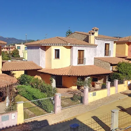 Agora Vila Villasimius