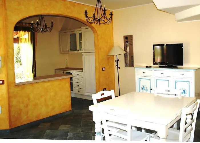 Agora * فيلاّسيمِيوس