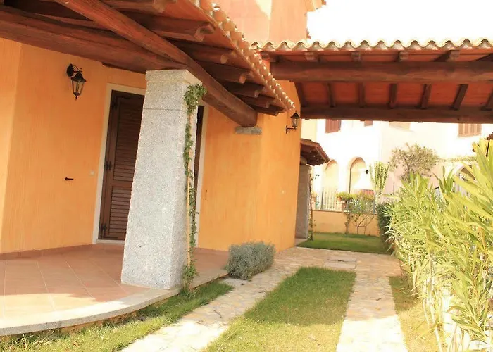 Agora * فيلاّسيمِيوس