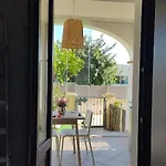 וילה Agora